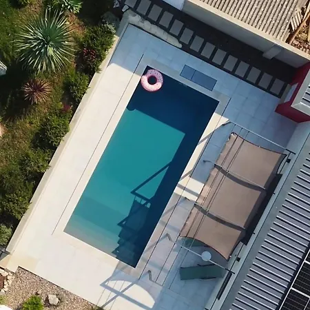 Freires - T0 Com Piscina Na Benedita شاليه Espite